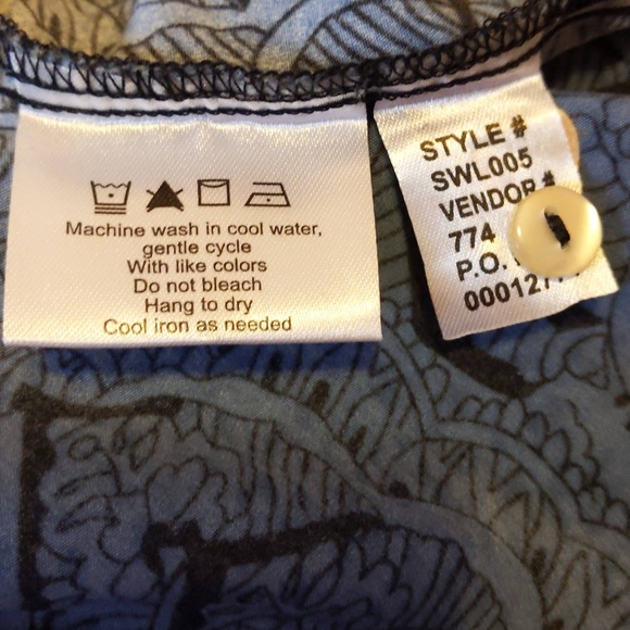 Haggar White to Blue Ombré Quarter Button up Blouse - Picture 2 of 4